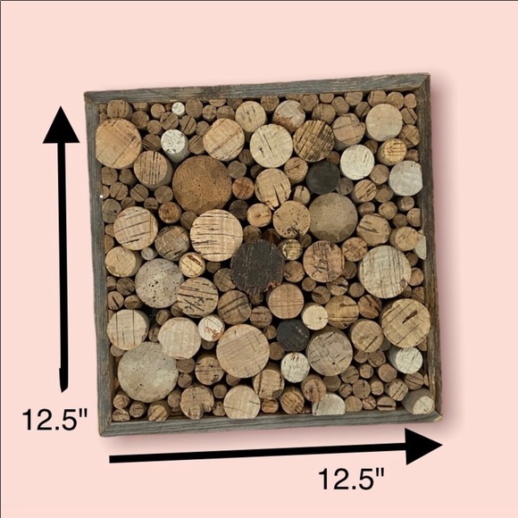 PRE-OWNED Unbranded Wood Frame Filled With Multi Sizes Corks Wall Hanging Decor - Picture 4 of 5